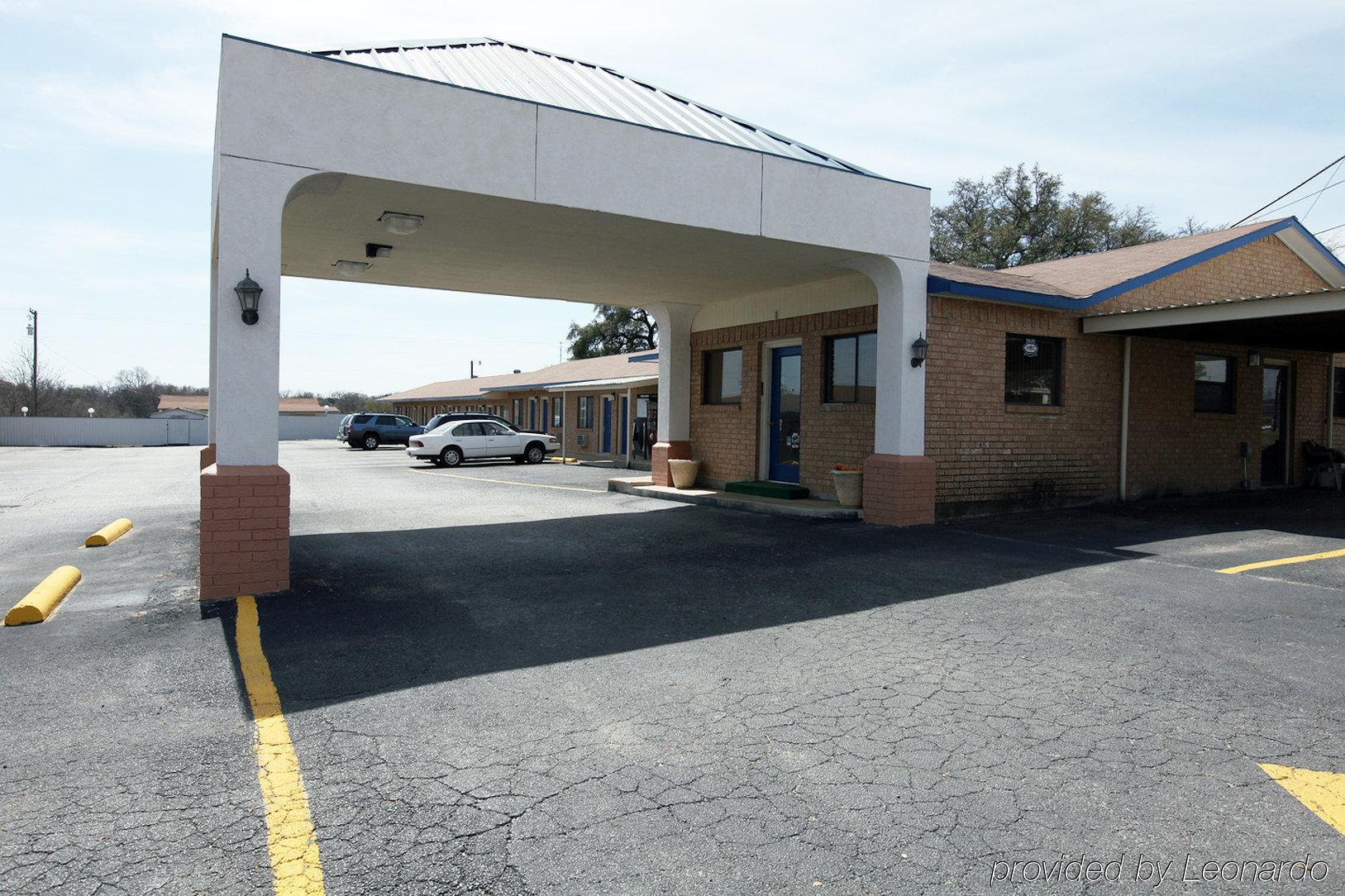 Americas Best Value Inn Comanche Exterior foto