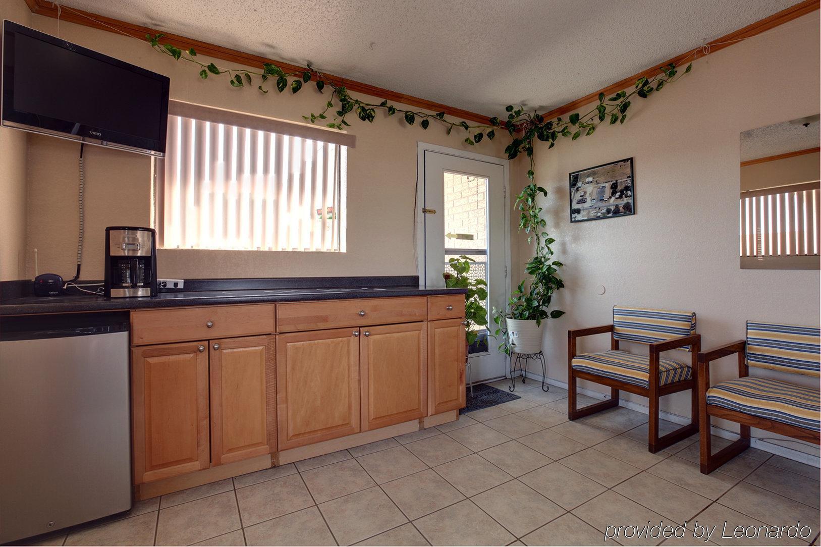 Americas Best Value Inn Comanche Interior foto