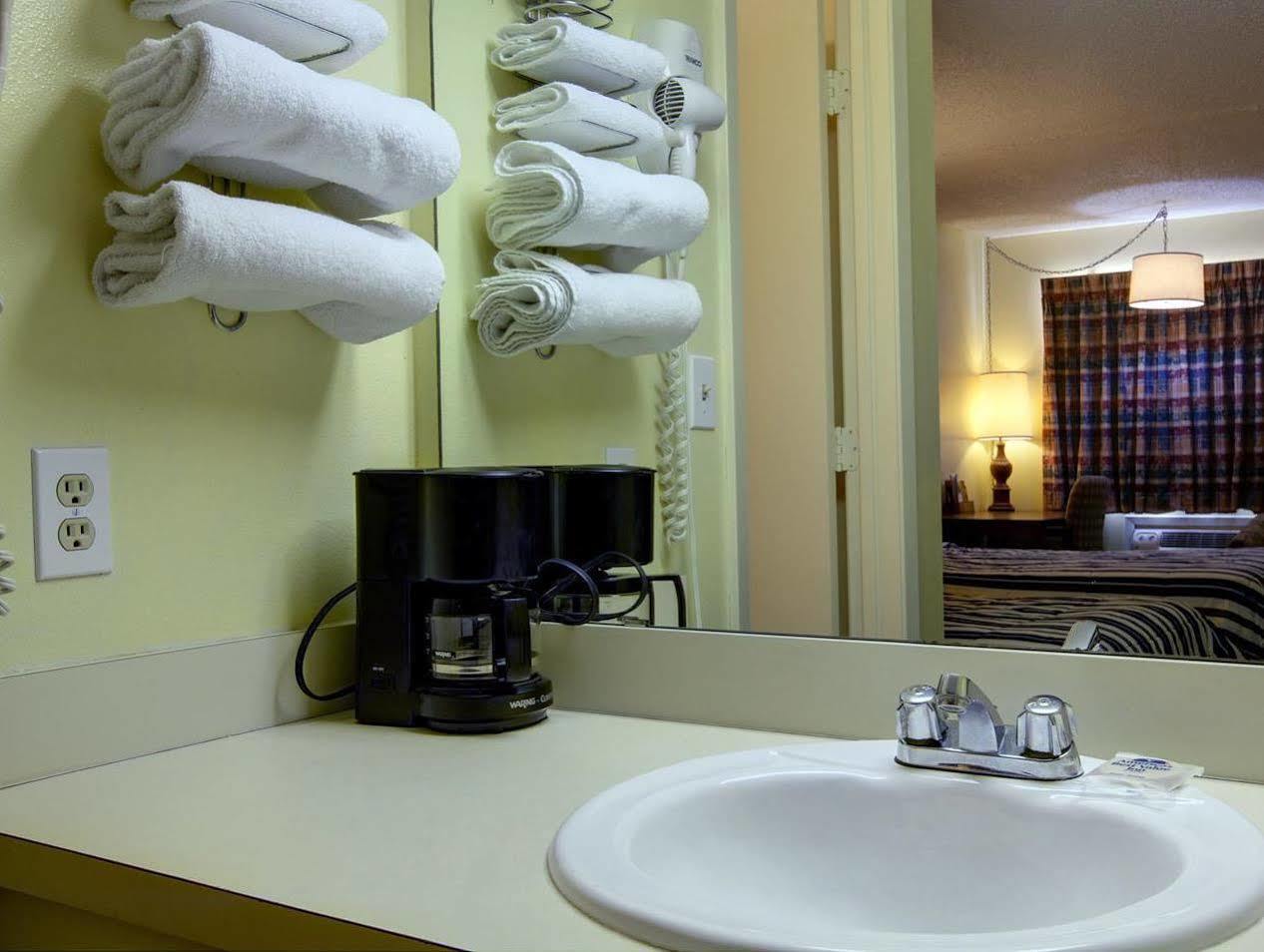 Americas Best Value Inn Comanche Exterior foto